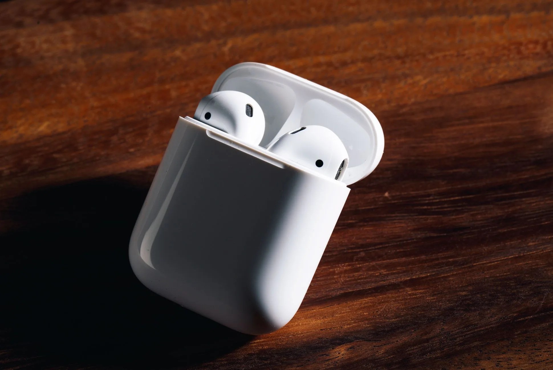 airpods gear patrol ambiance 2