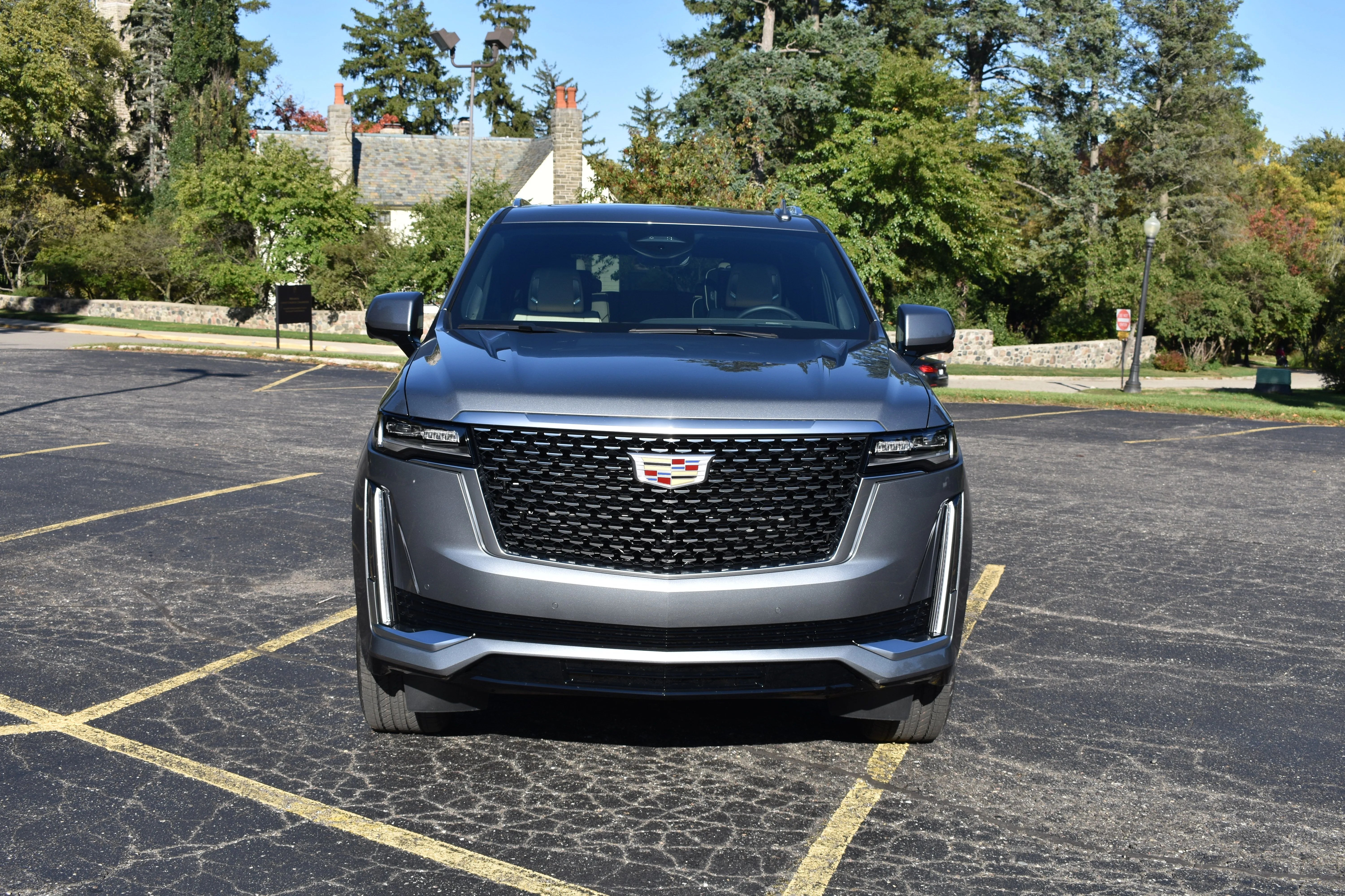 2021 cadillac escalade front