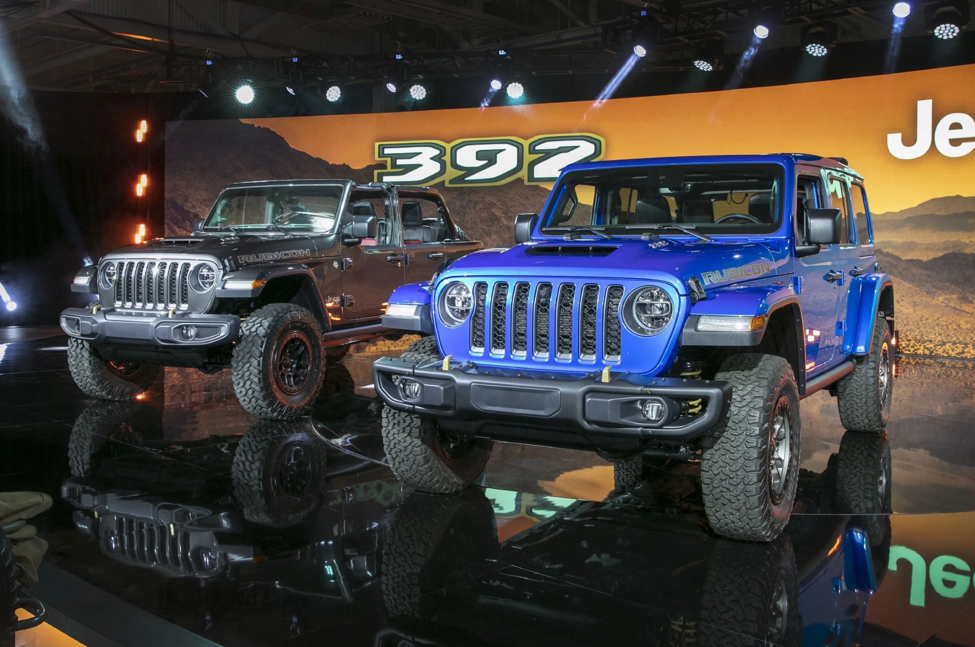 jeep® reveals new 2021 jeep wrangler rubicon 392 in detroit, michigan