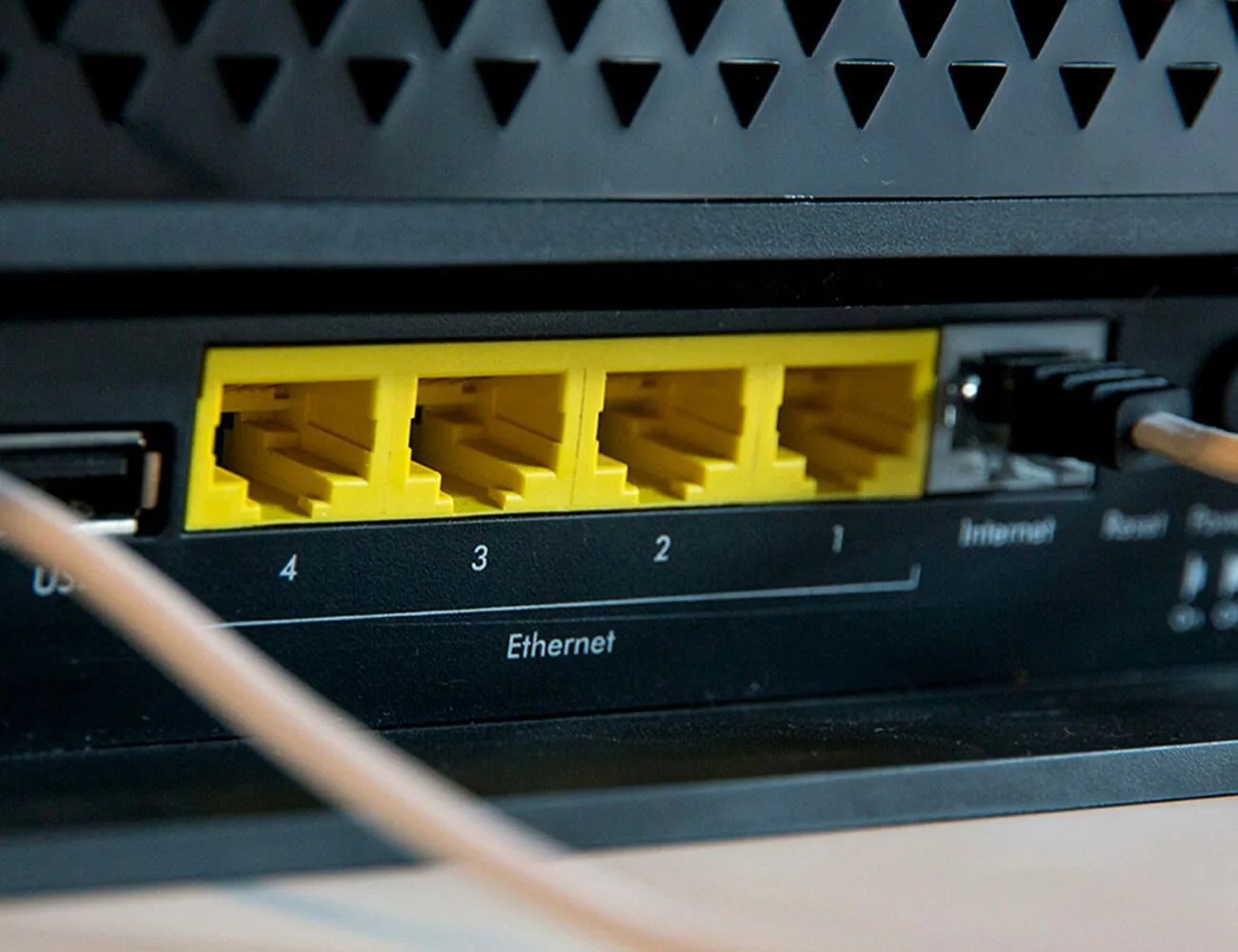 Your-Internet-Isnt-As-Fast-gear-patrol-ambience-1