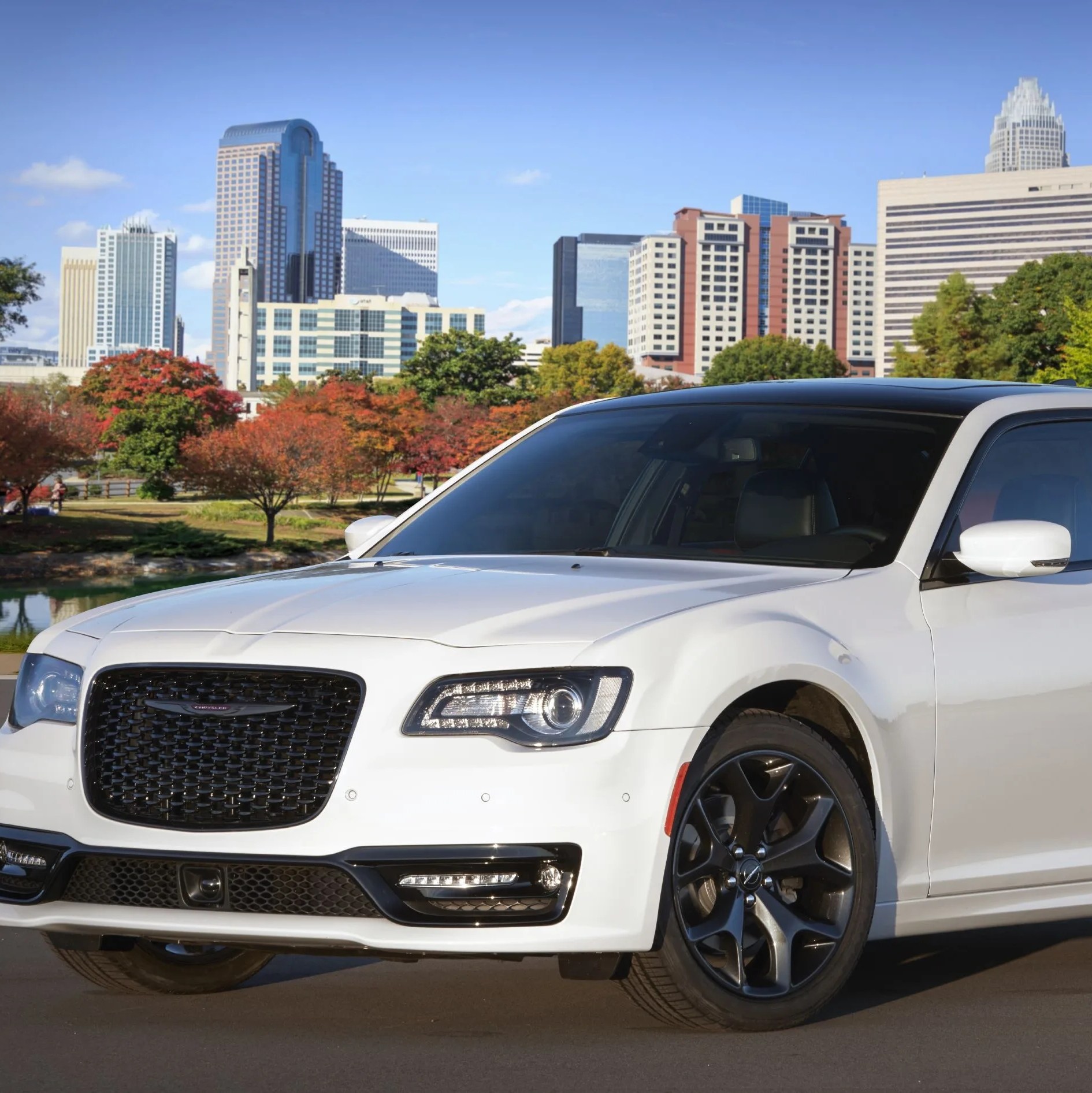 2020 chrysler 300 with red s appearance
