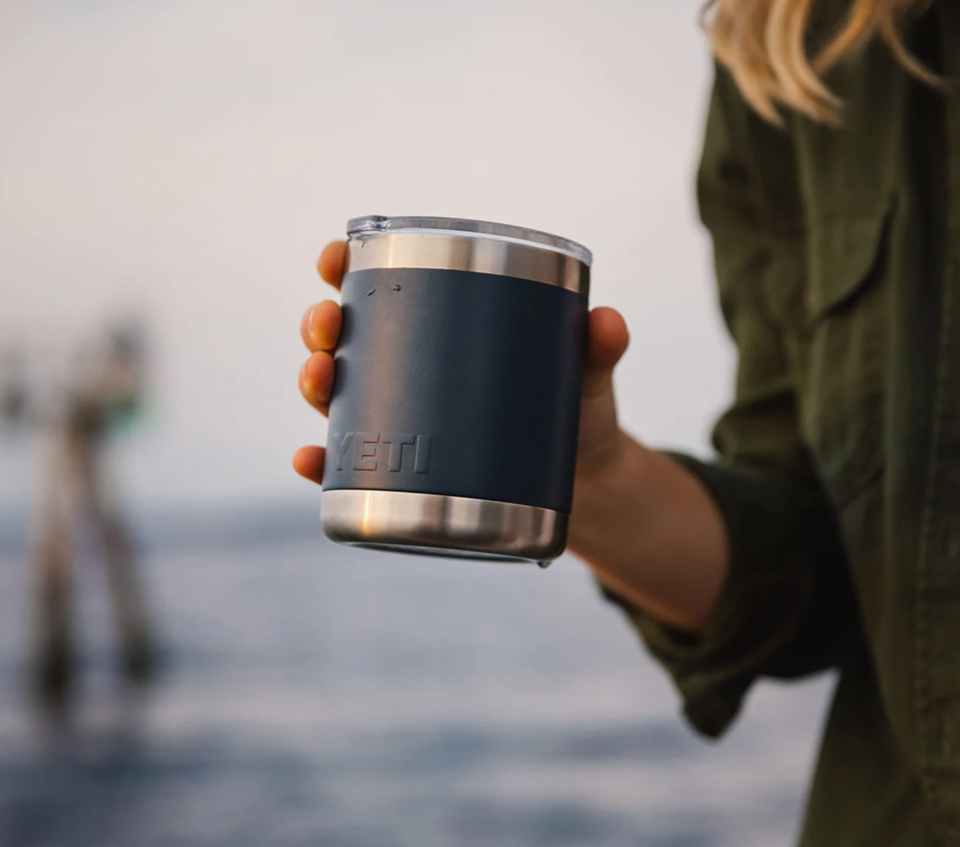 a yeti mug