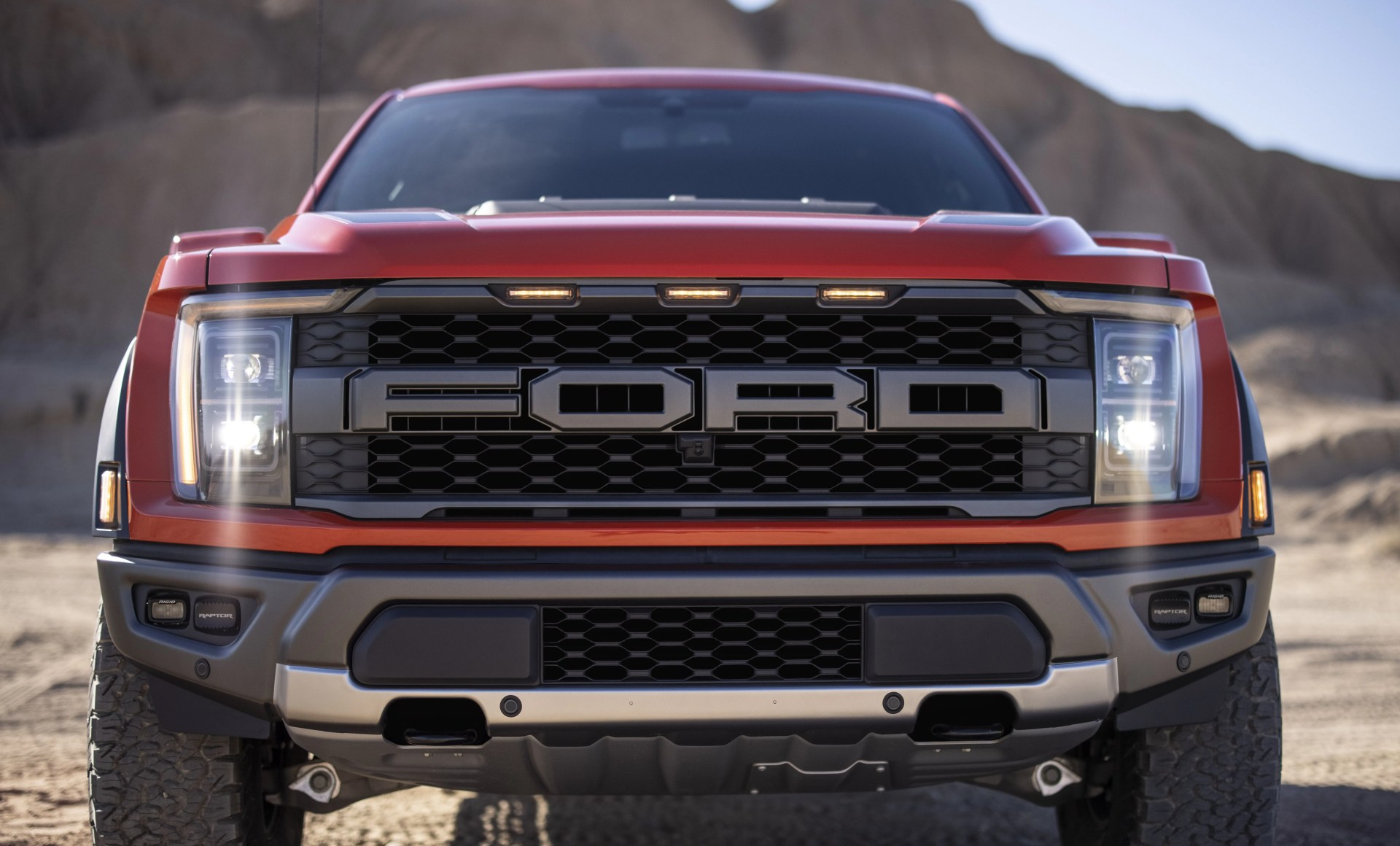 2021 ford f 150 raptor