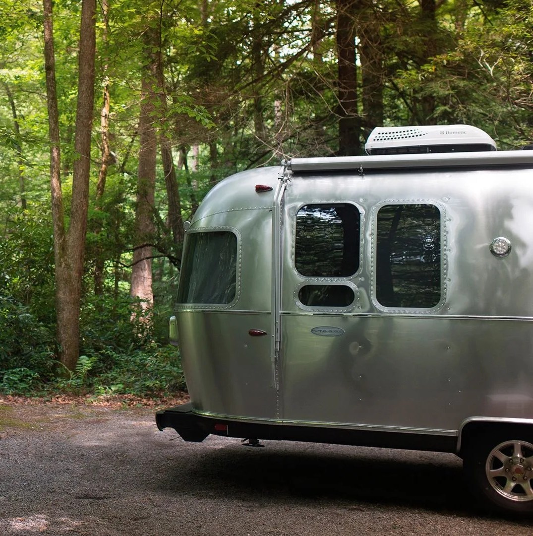 airstream flying cloud home office