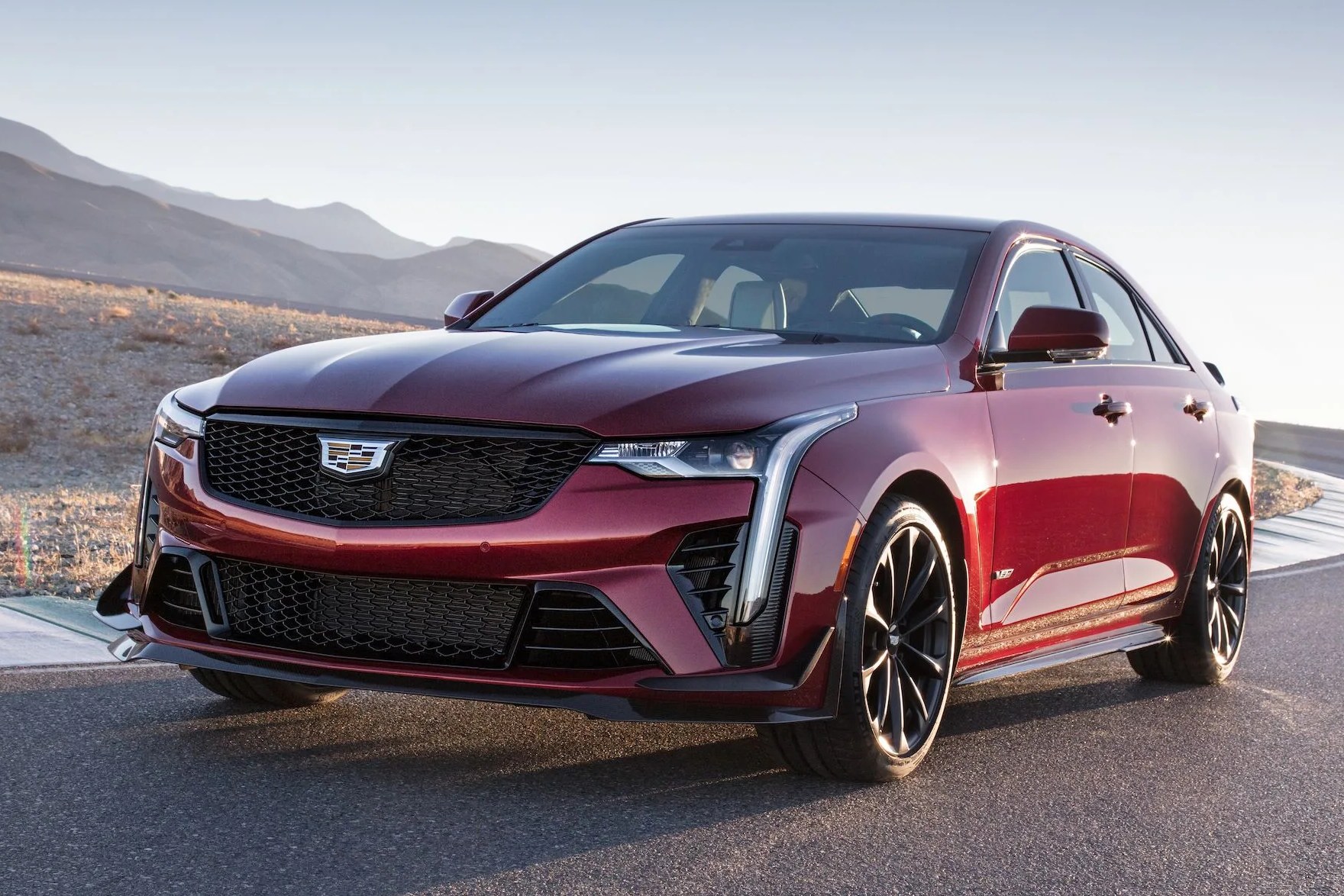 cadillac ct4 v ct5 v blackwing