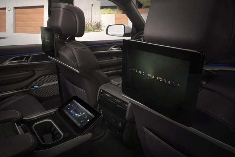 jeep wagoneer interior