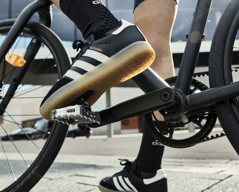 the-velosamba-cycling-shoes-