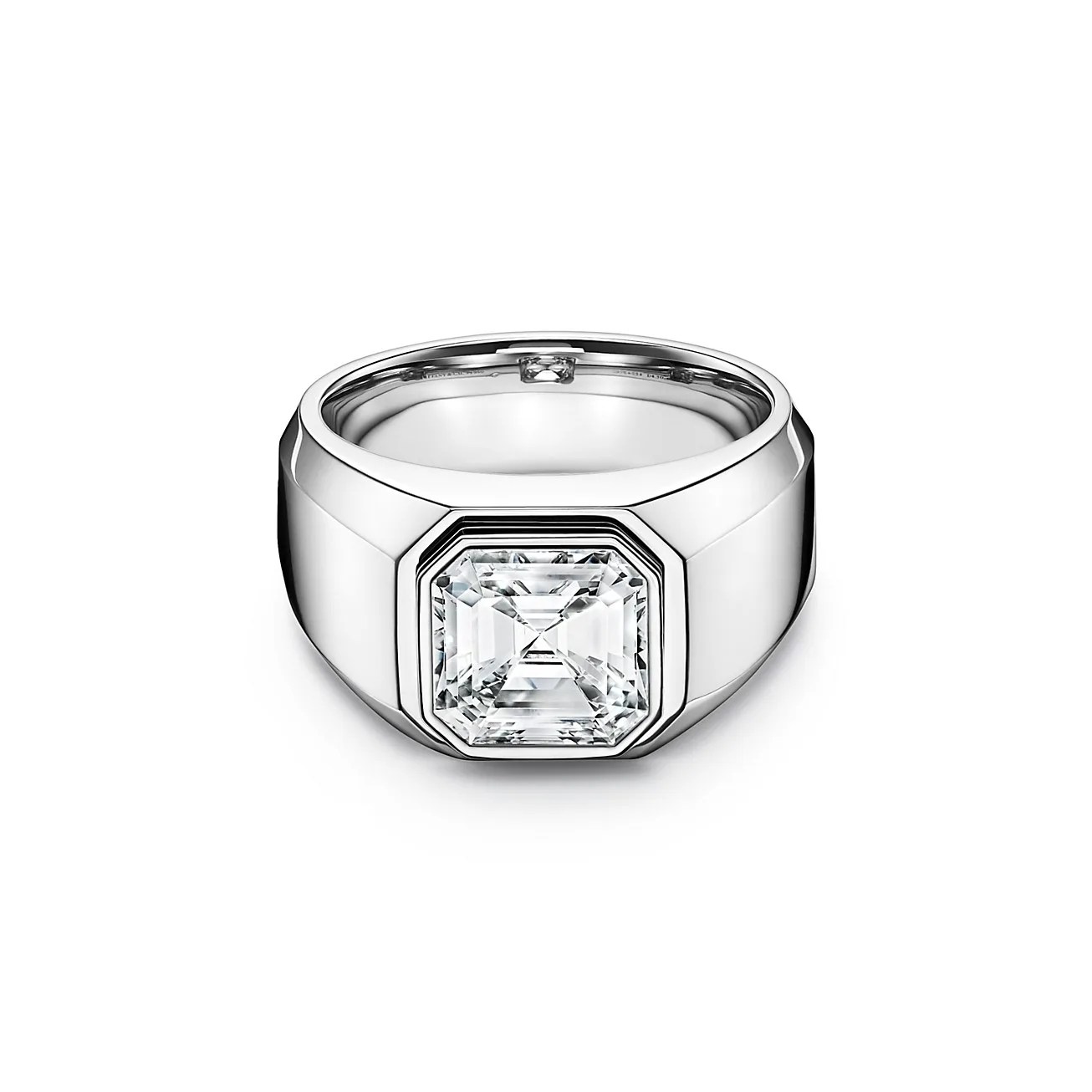 Tiffany Abandons the Band, Launches Men's Engagement Rings