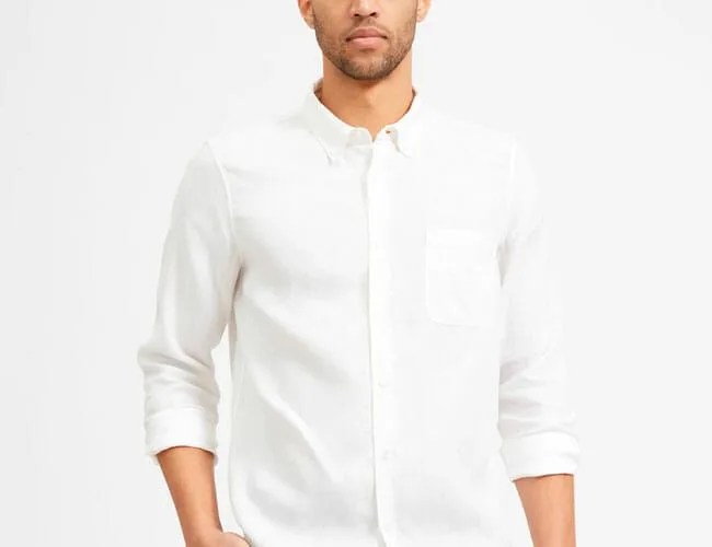 everlane linen shirts gear patrol feature