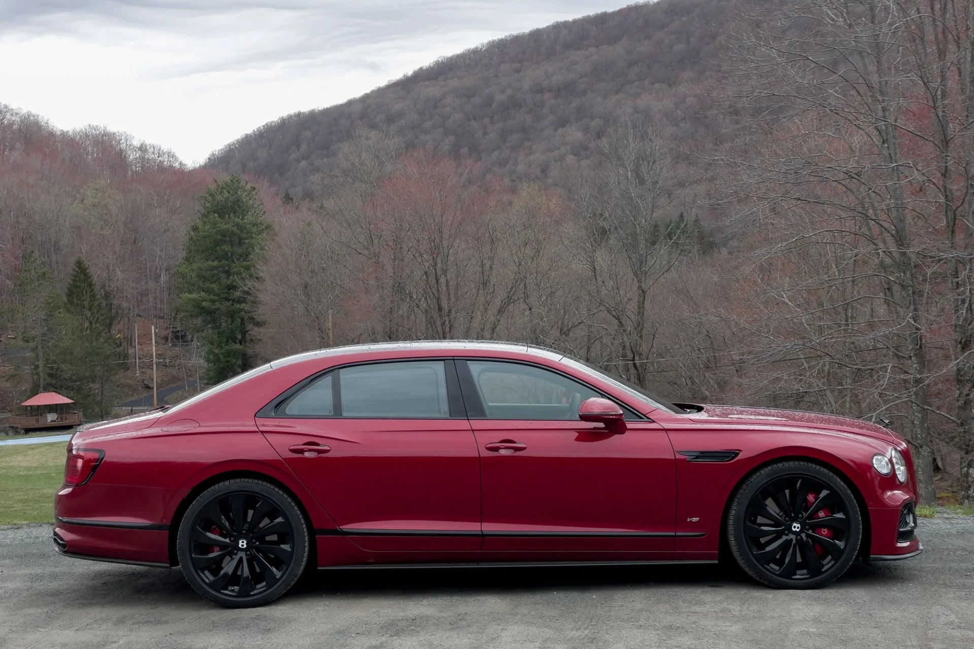 bentley flying spur v8