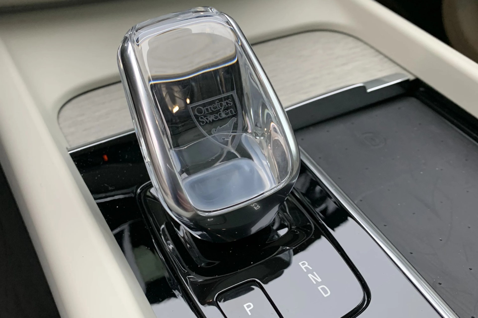 volvo xc60 shifter