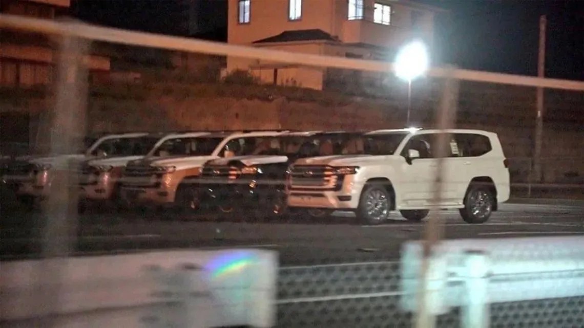 leaked land cruiser photos