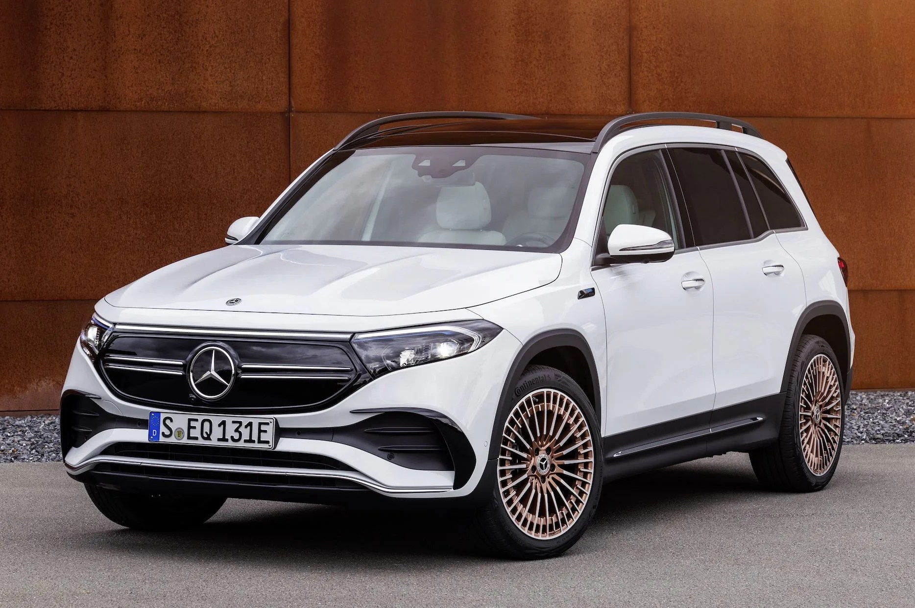 mercedes eq, eqb, 2021 edition 1, farbe digitalwei&szlig;, interieur nevagrau eqb 350 4matic stromverbrauch kombiniert 16,2 kwh100 km co2 emissionen kombiniert 0 gkm   mercedes eq, eqb, 2021 edition 1, digital white, interior neva grey eqb 350 combined power consumption 162 kwh100 km, combined co2 emissions 0 gkm