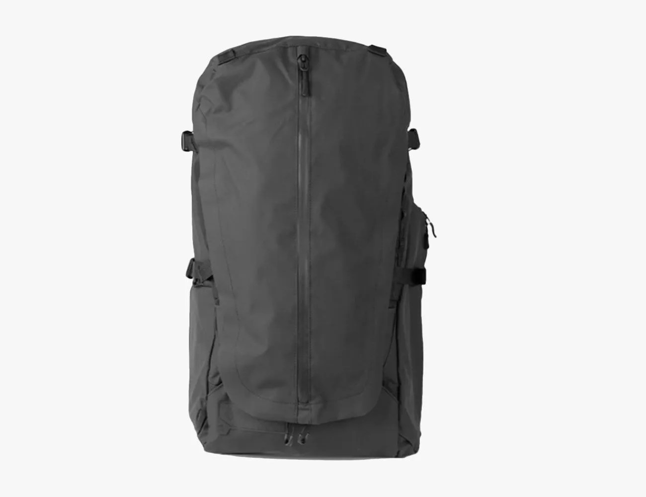 a black hiking bag for photography