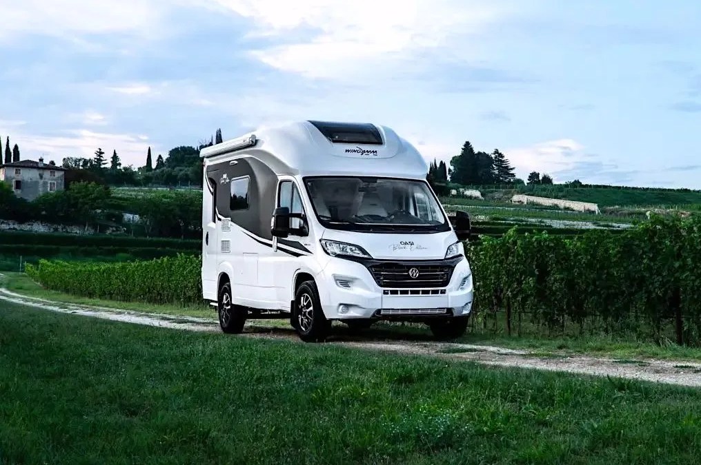 2026 Renegade RV Verona LE | Class C Motorhome - Foto 8