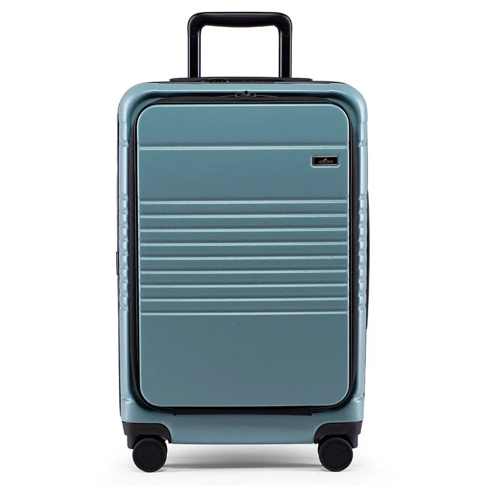 Zipper Carry On Max with Front Pocket