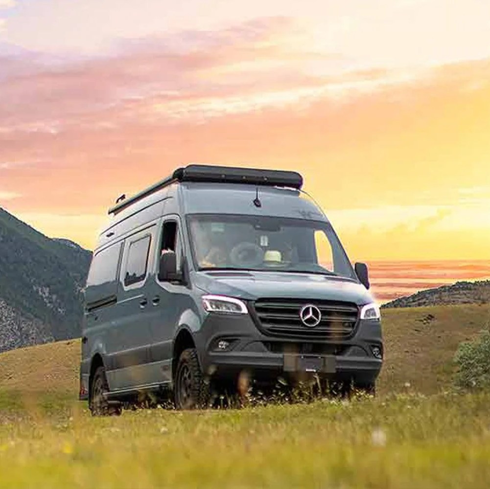 outdoorsy campervan
