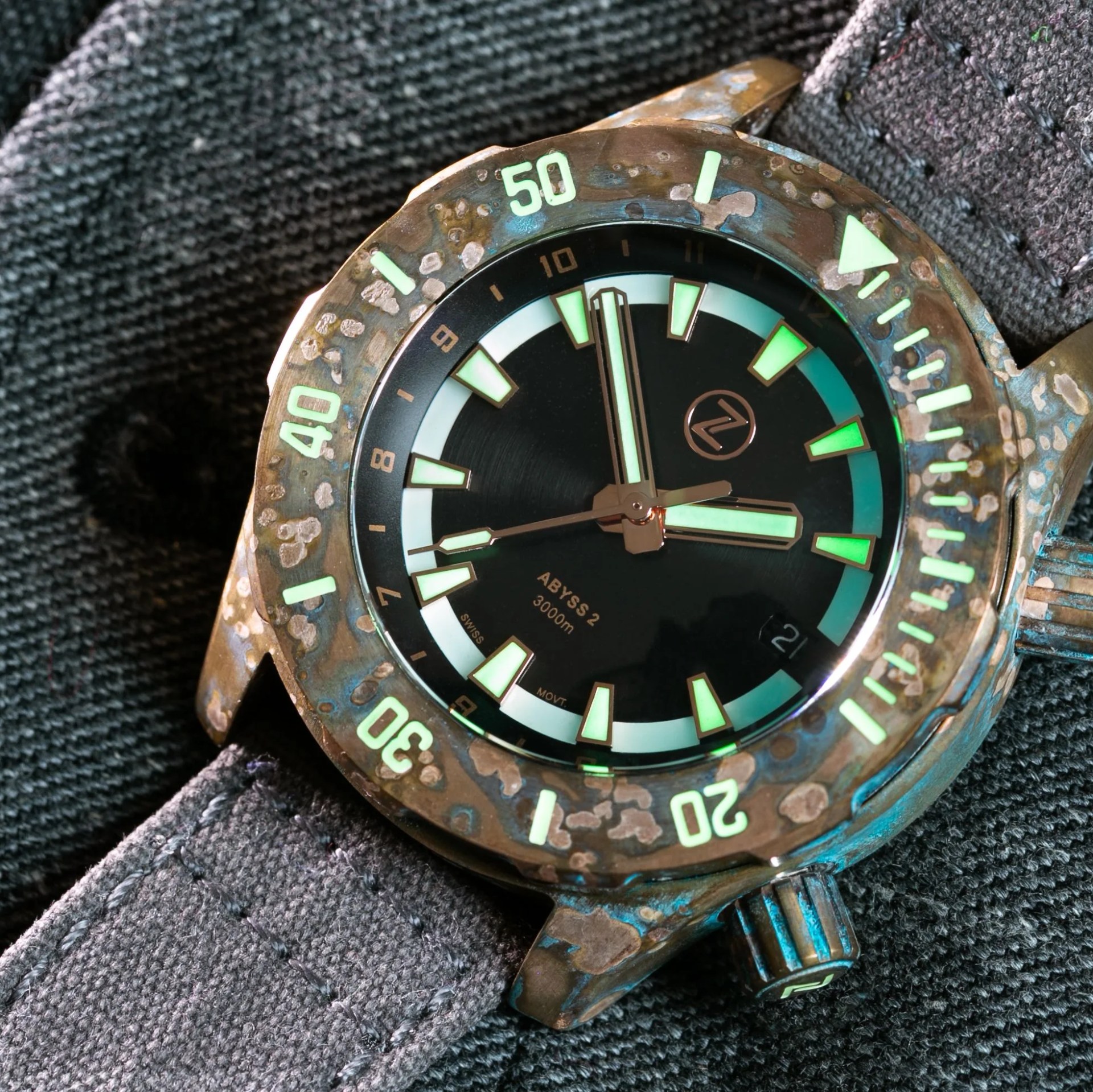 zelos bronze