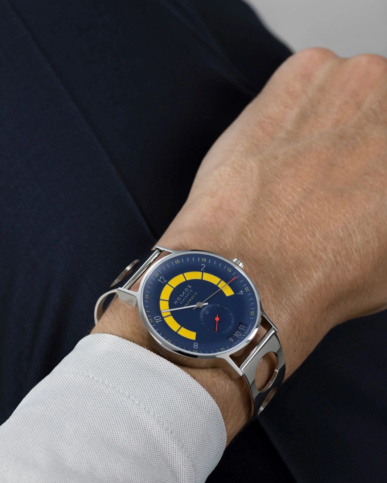 nomos watch