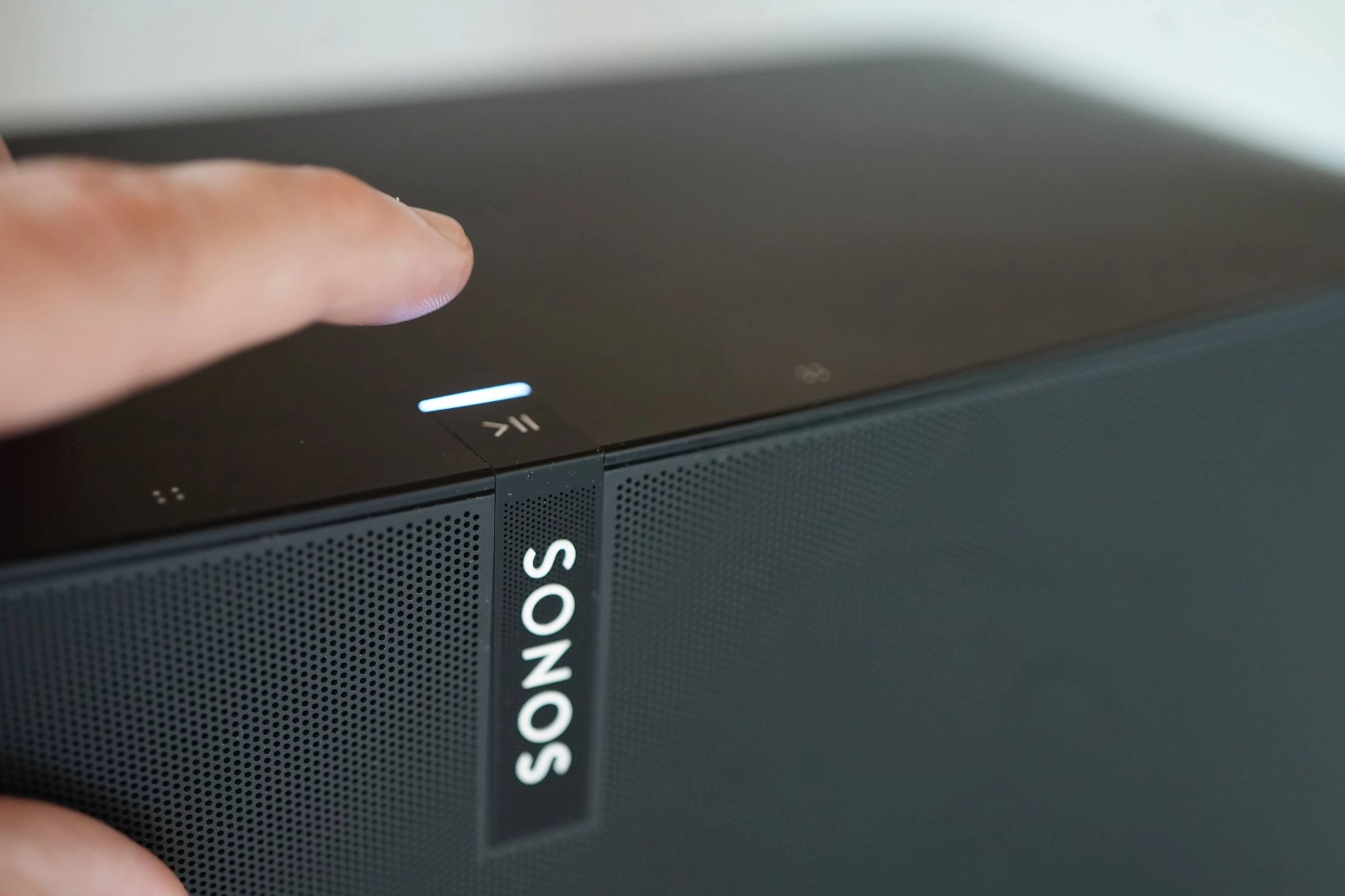 Sonos speaker regrouping trick