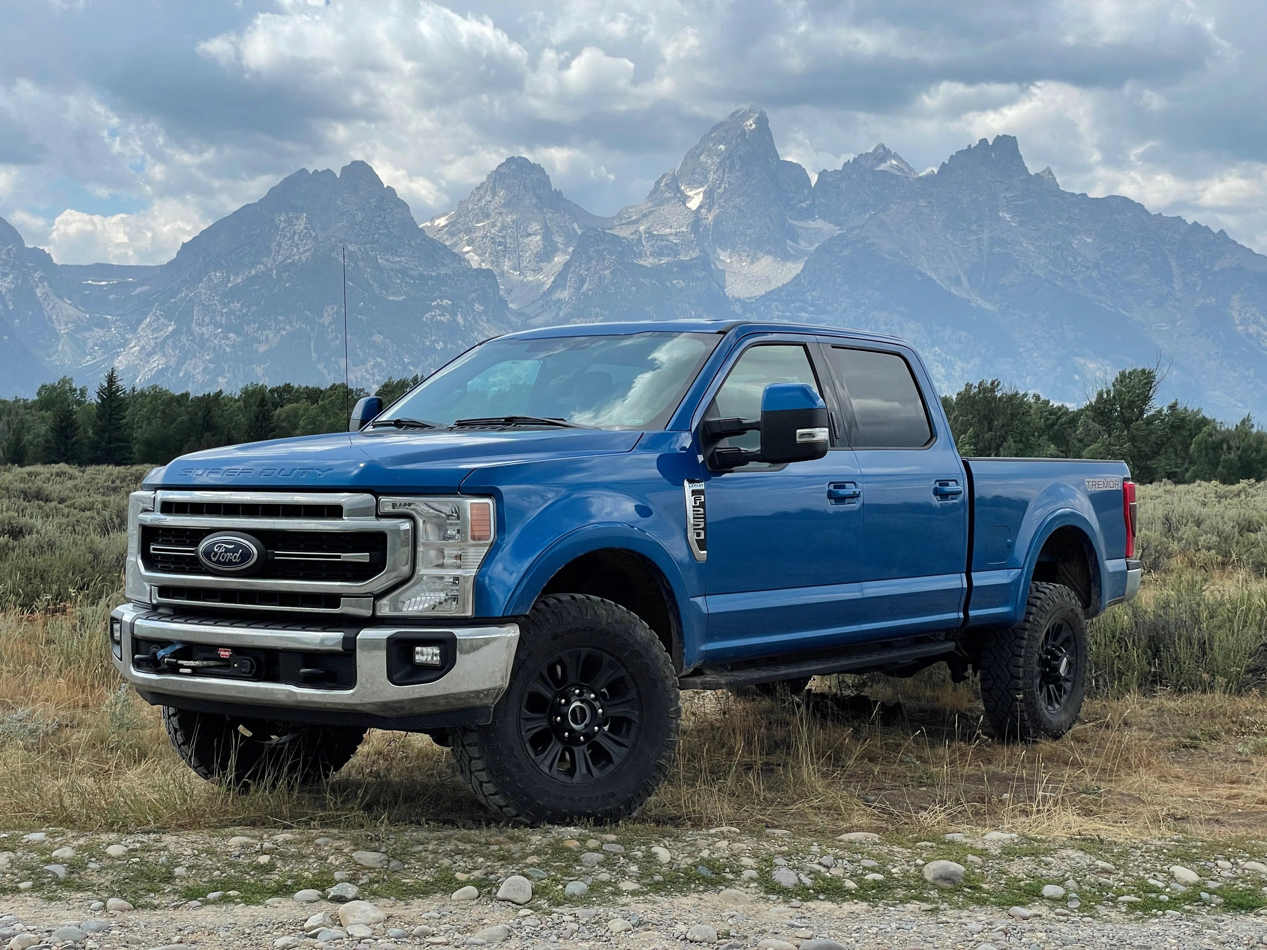 ford f 250 f250 tremor blue