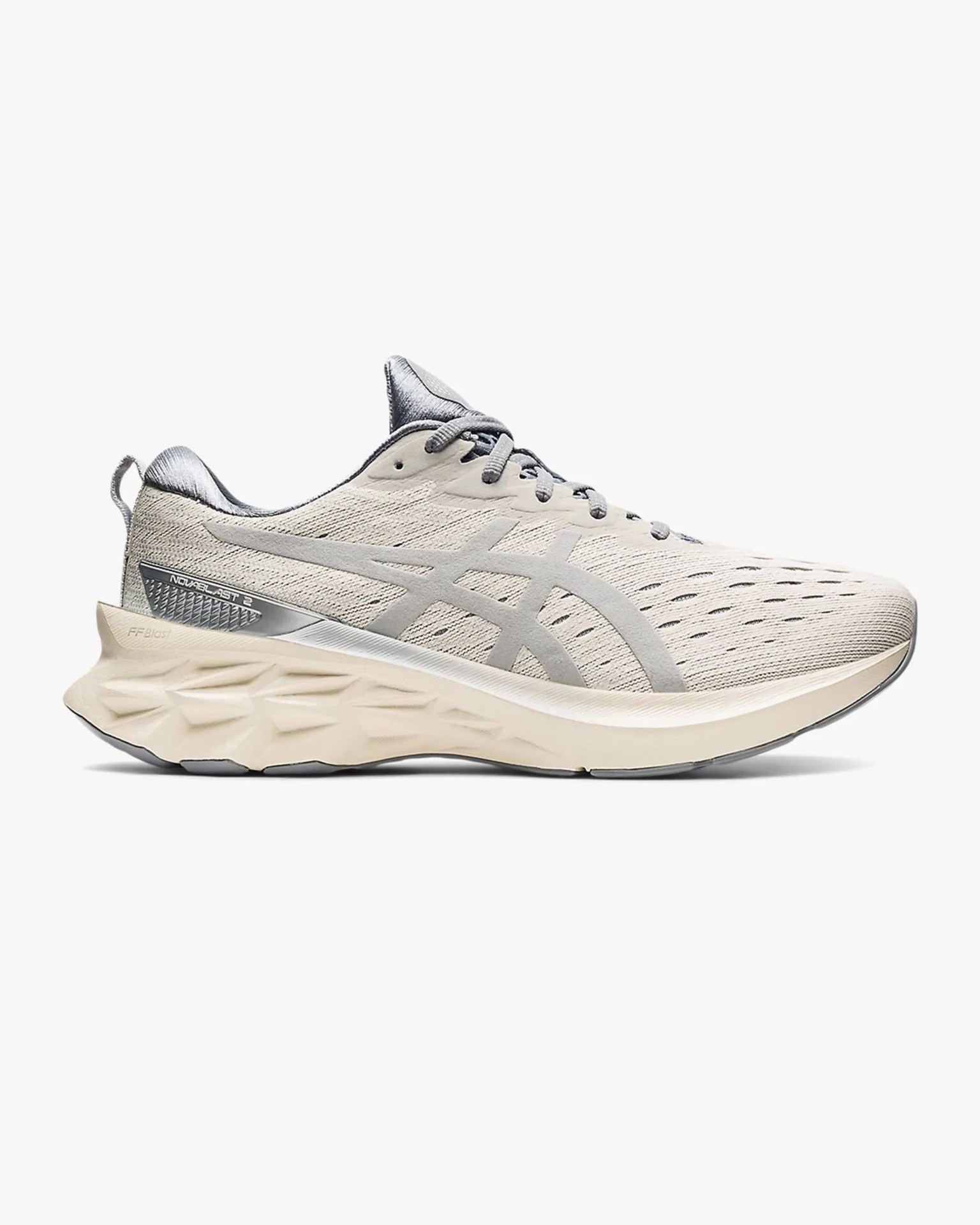 asics novablast shoe