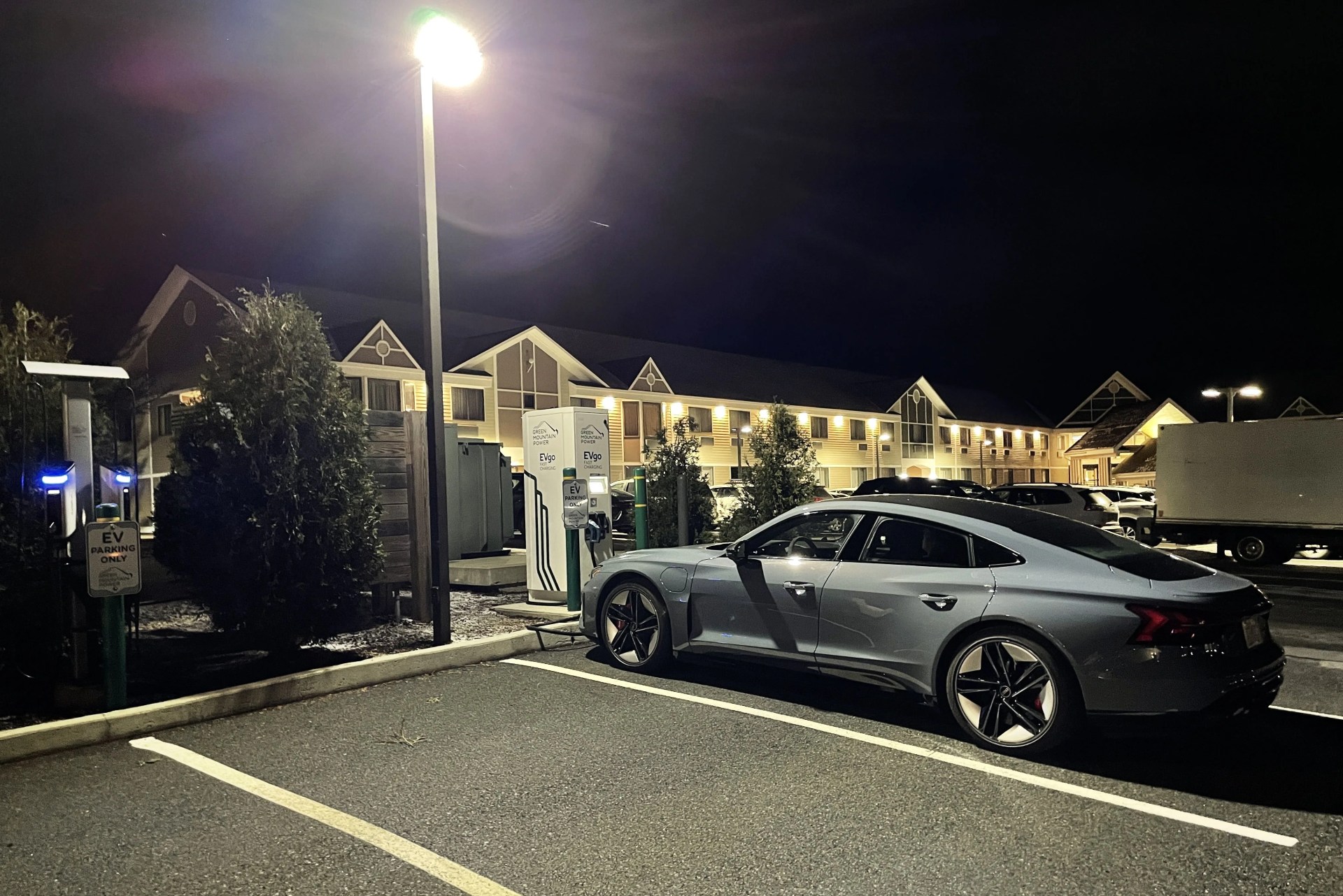 2021 audi rs e tron gt in flat gray