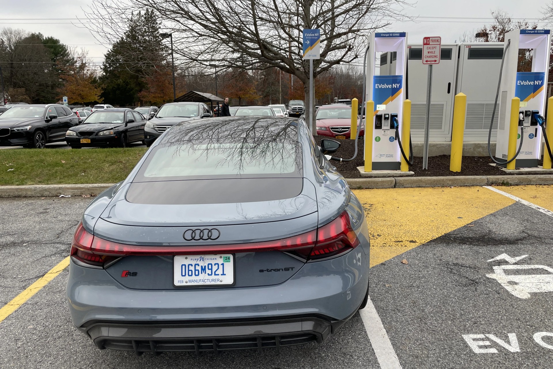 2021 audi rs e tron gt in flat gray