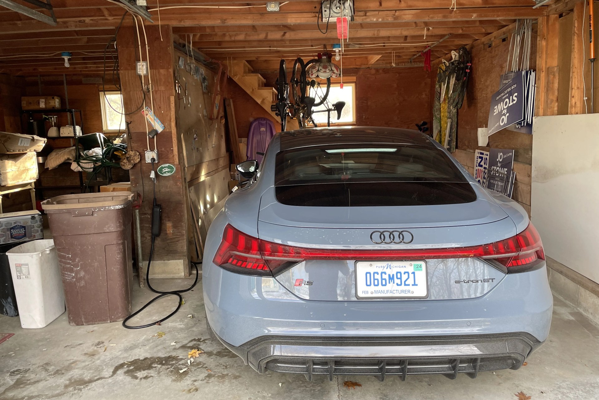 2021 audi rs e tron gt in flat gray