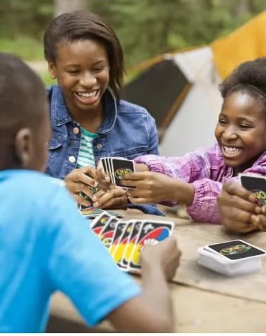 family playing uno