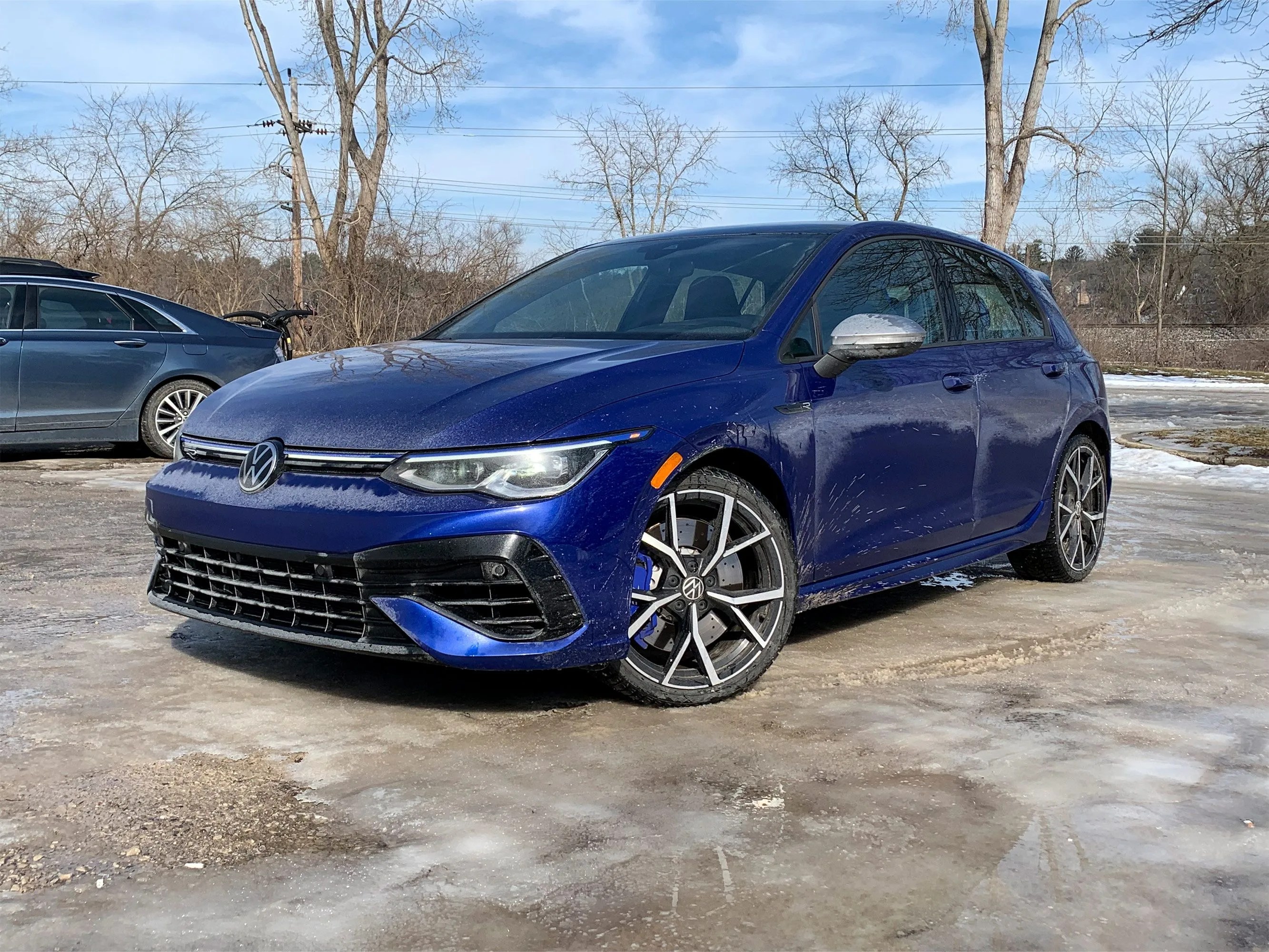 2022 volkswagen golf r