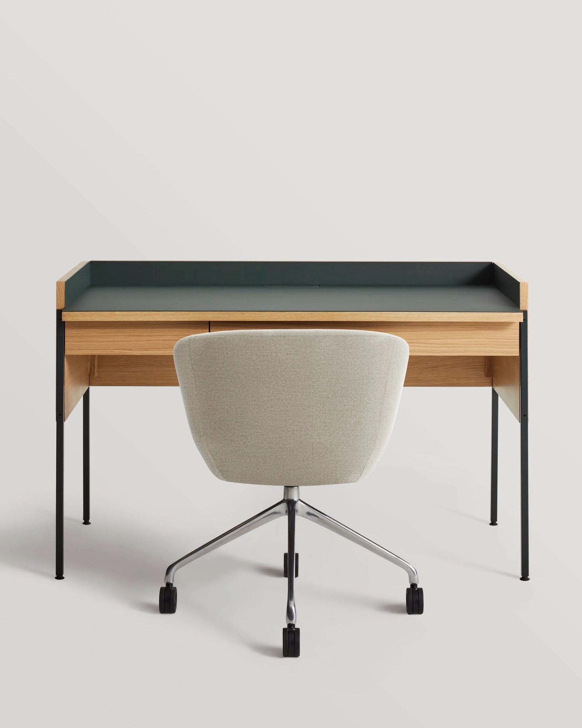 blu dot tabloid desk