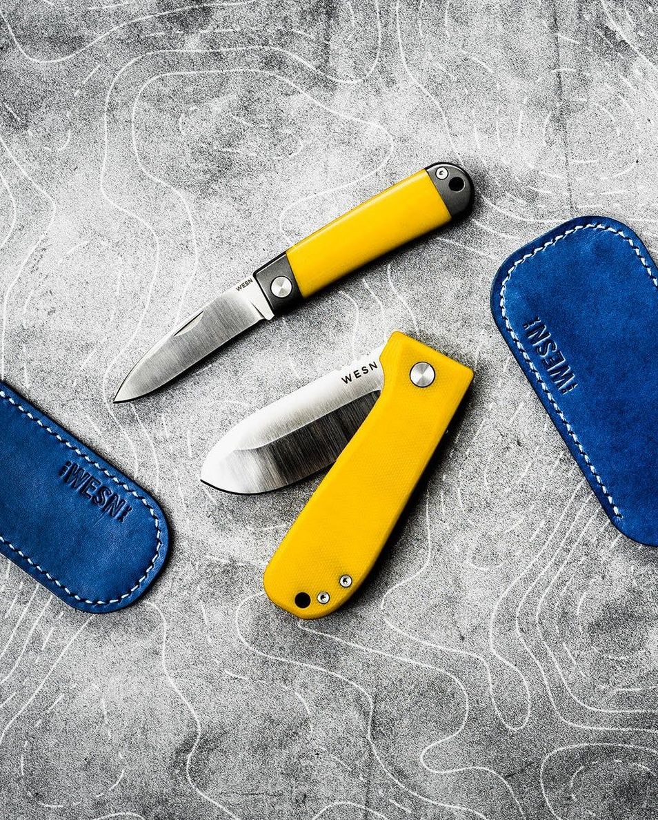wesn allman ukraine bundle with two yellow  the allman in mustard g10 folding knives and two blue bellwether supply cobalto blue sheath