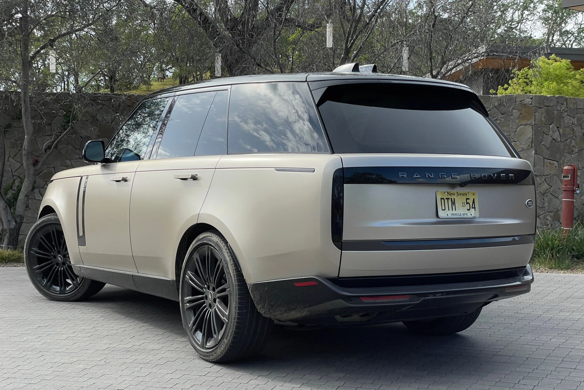 2022 land rover range rover in california