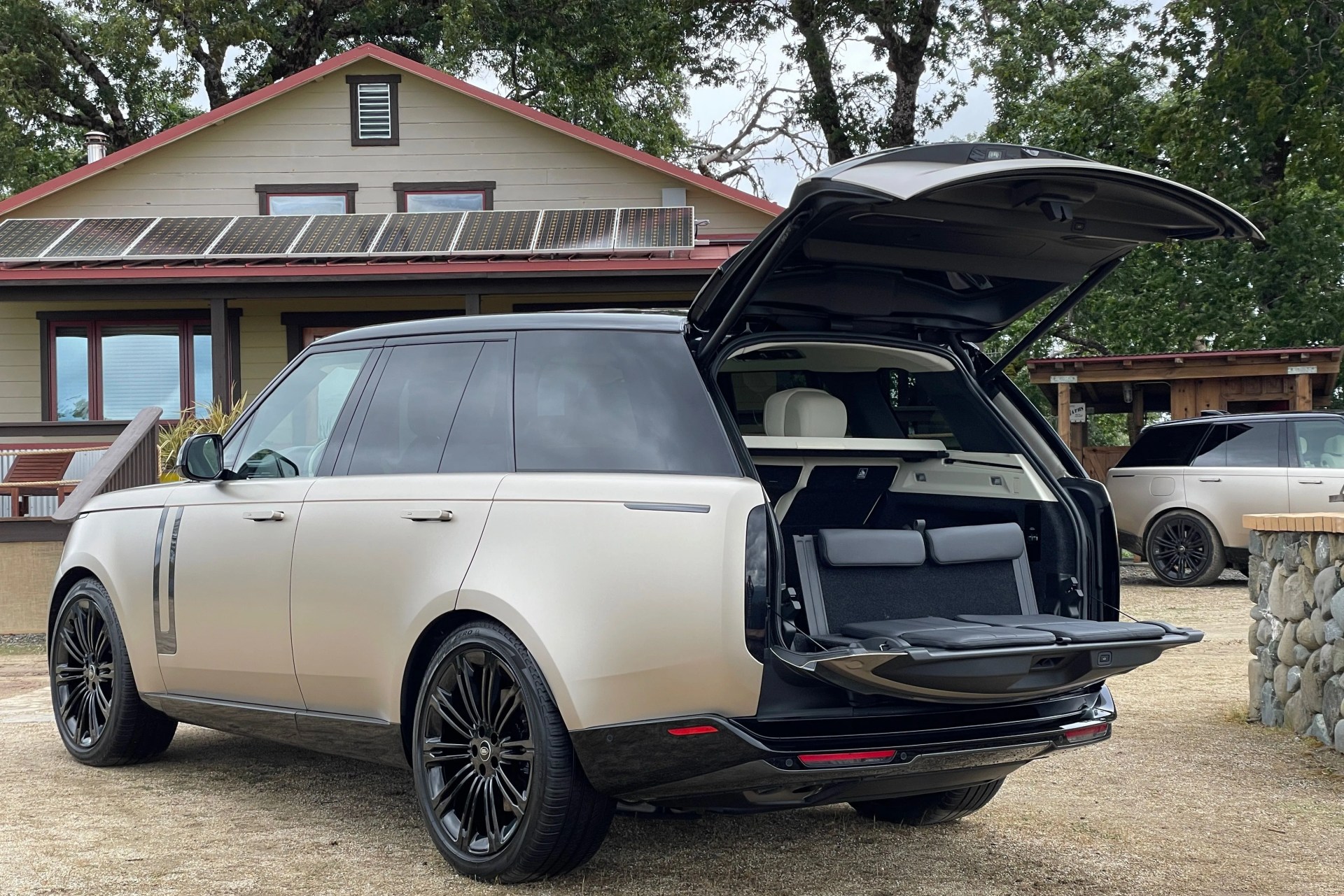 2022 land rover range rover in california