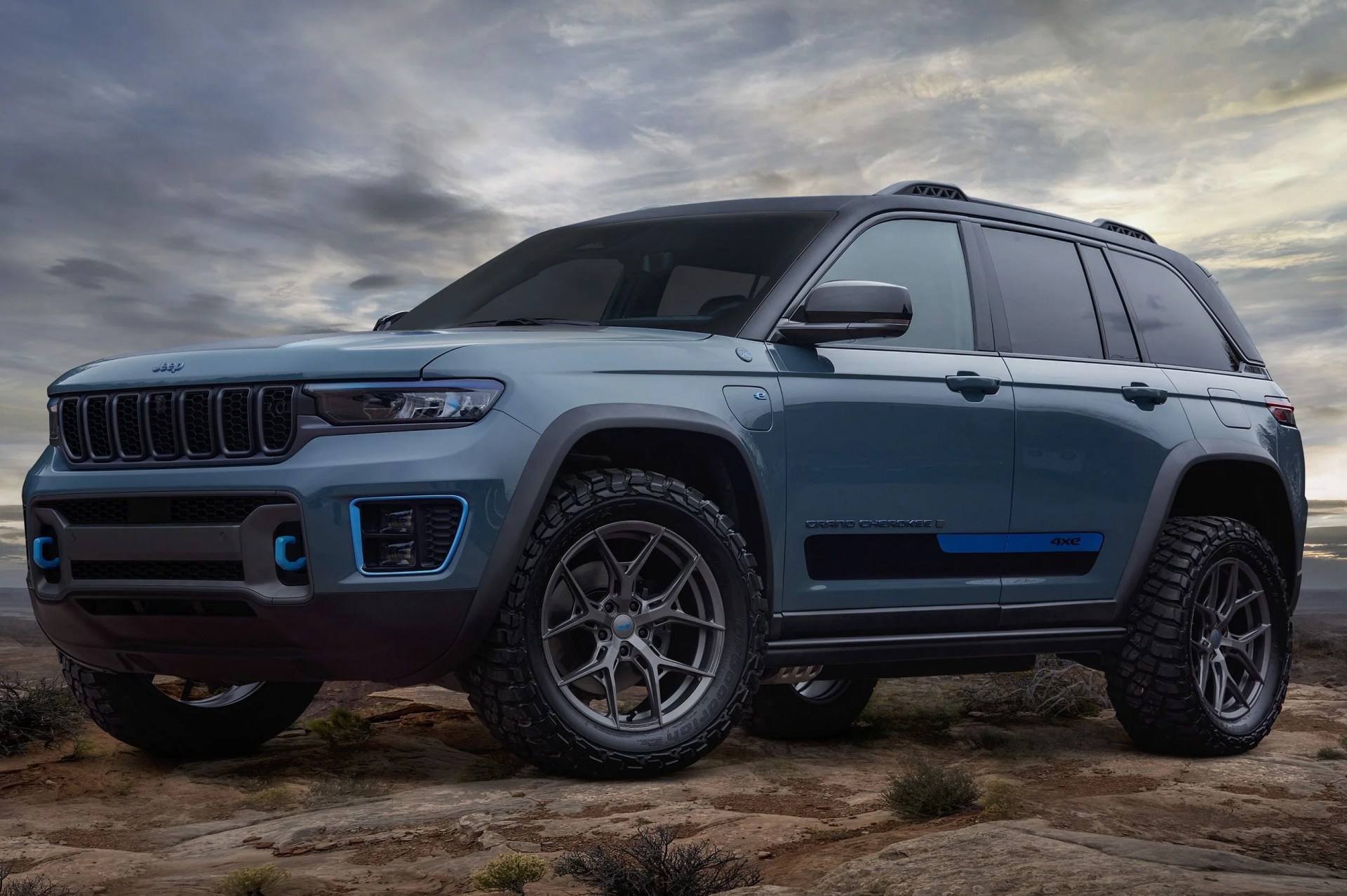 jeep&reg;&nbsp;grand cherokee trailhawk phev concept