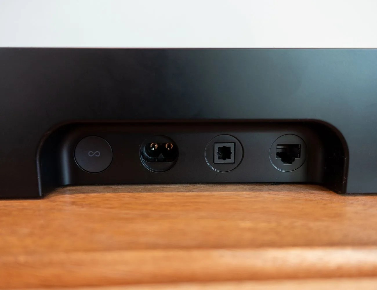 sonos ray speaker on table