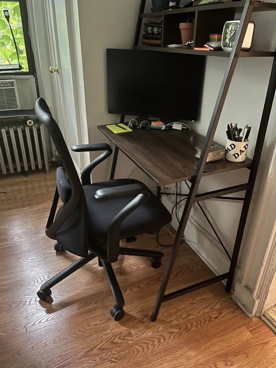 office chair and desk