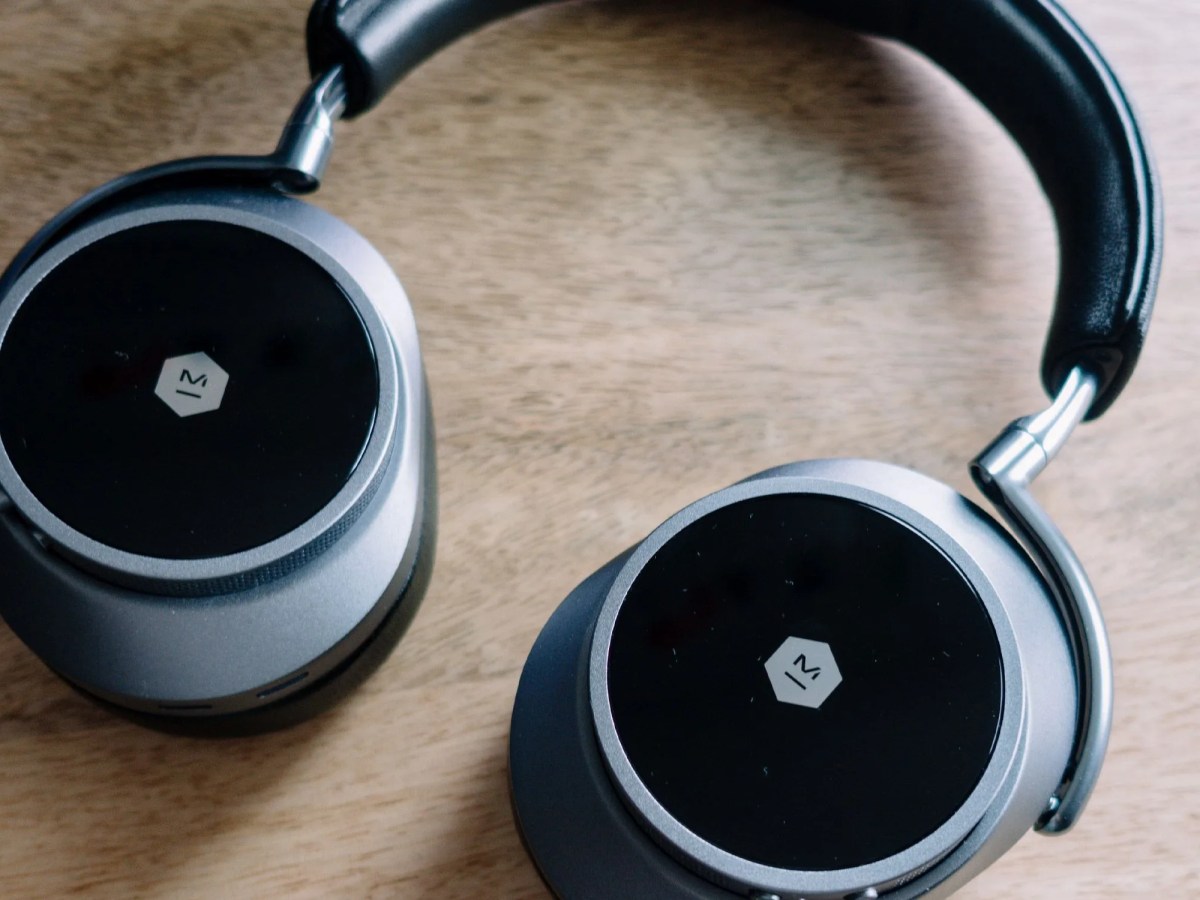 Master & Dynamic MW75 Noise-Canceling Headphones, Reviewed: Pricey