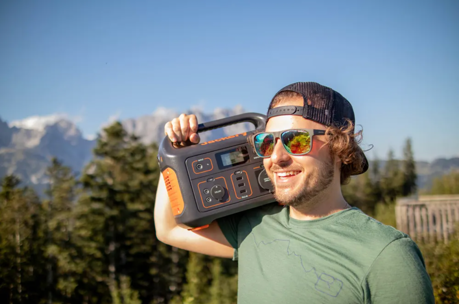 portable power station