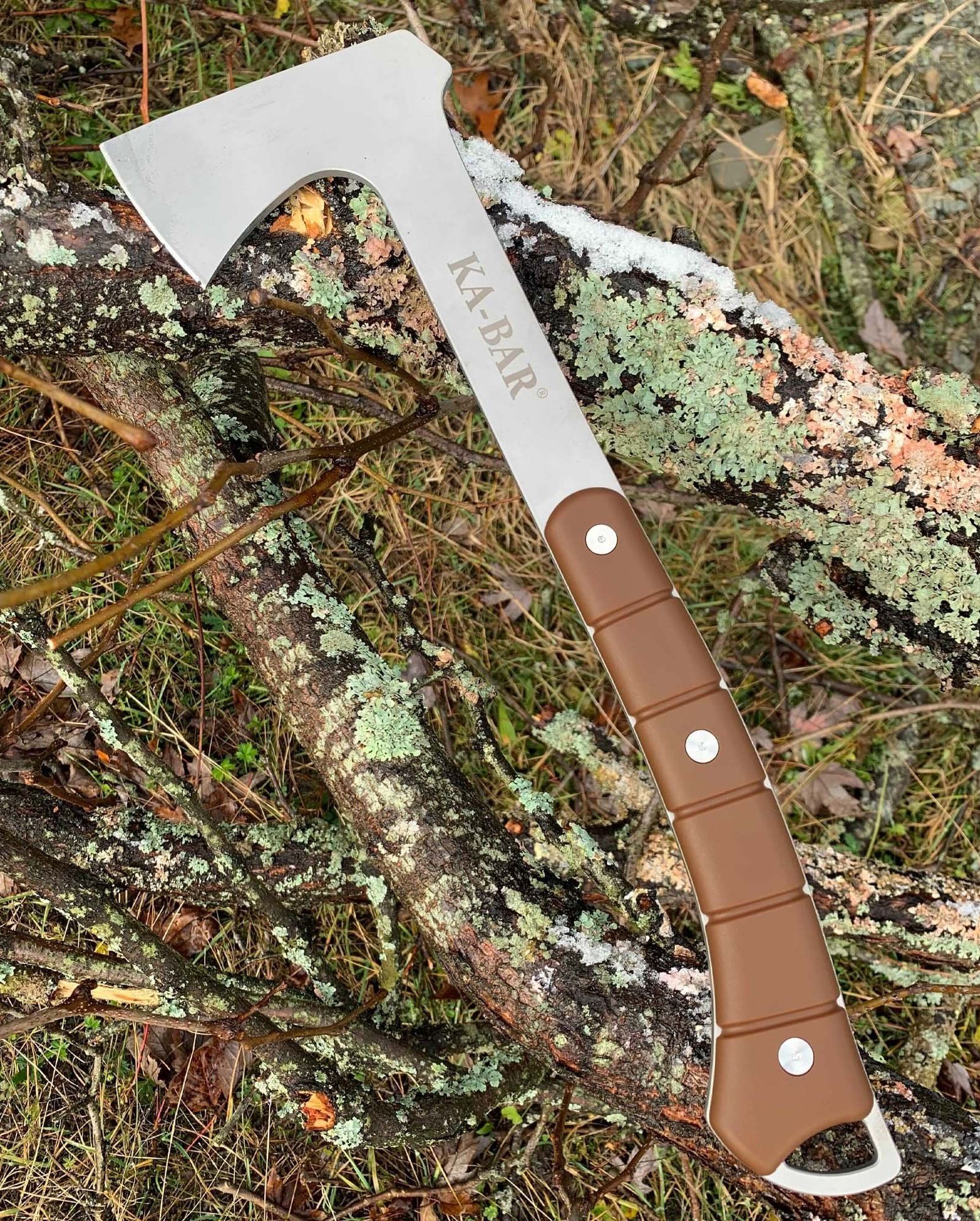 ka bar hatchet hawk