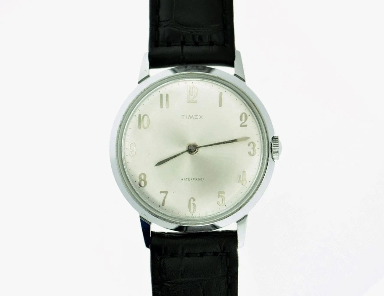 The 10 Best Vintage Watches Under $1,000, According to Experts