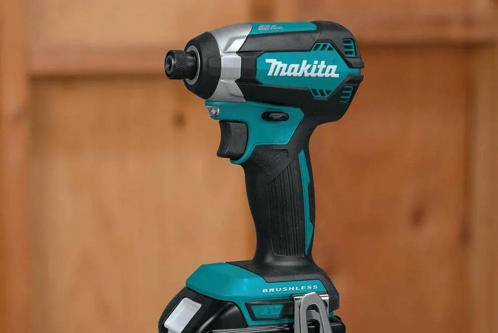 18v lxt lithium ion brushless cordless hammer drill and impact driver combo kit