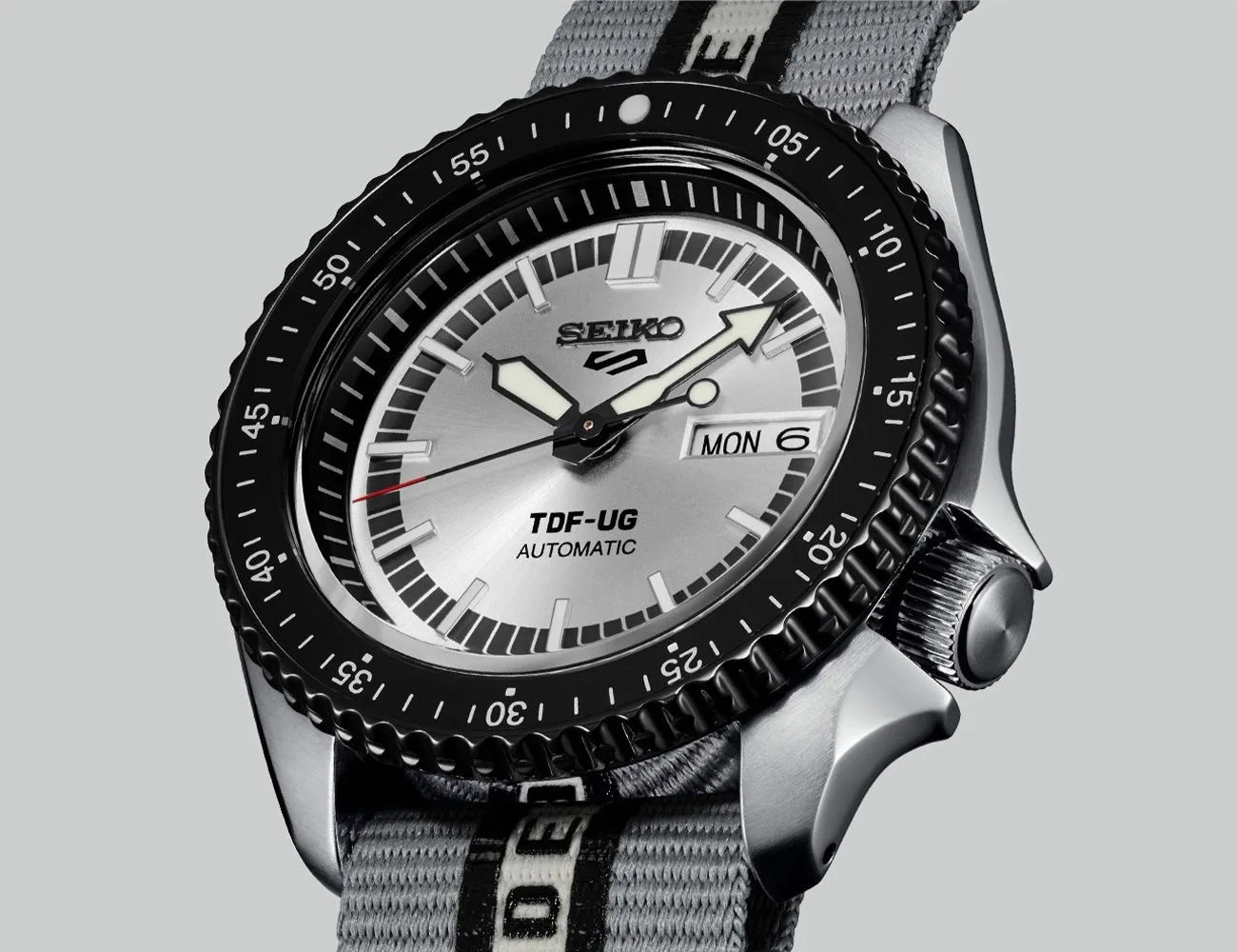 Seiko 5 Sports Ultraseven SRPJ79