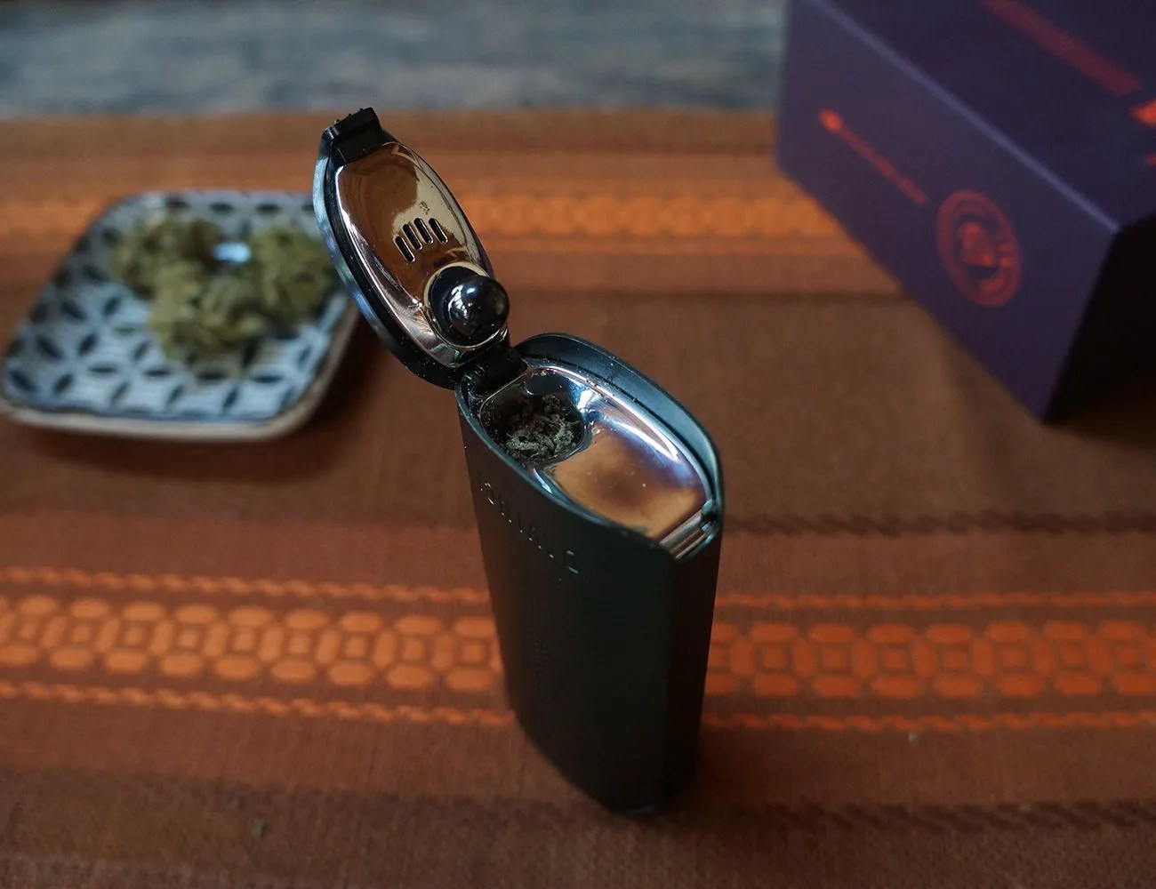 a close up photo of the davinci iqc's oven