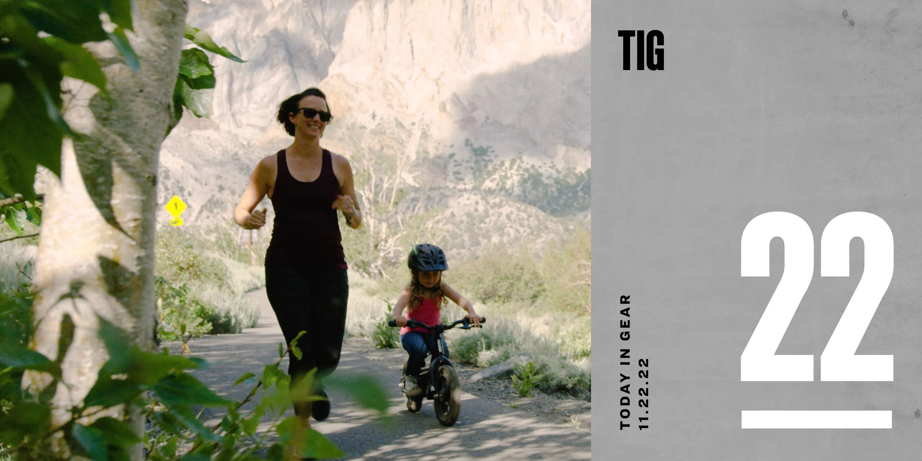 today in gear november 22 2022 mom jogging next to daughter riding stacyc 12edrive bike