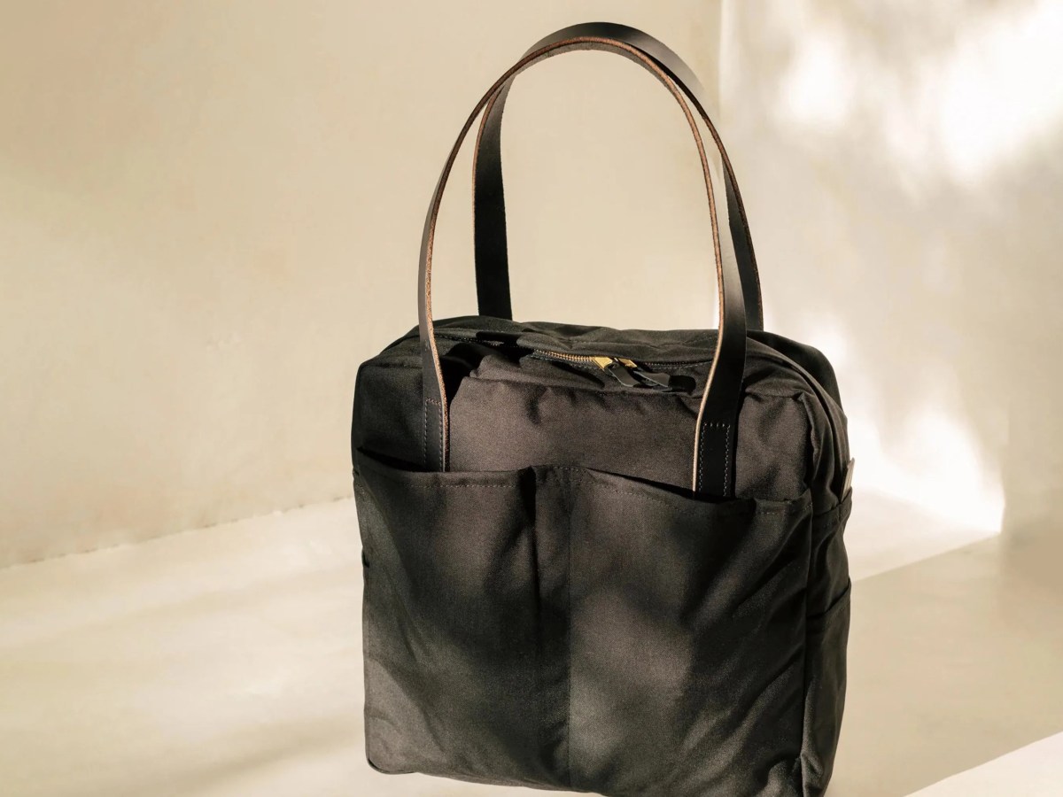 BEAMS CHAMULA / ウール製ボディBAG Joshuvela Nylon Utility Tote Bag Review: Built to Last | Gear Patrol