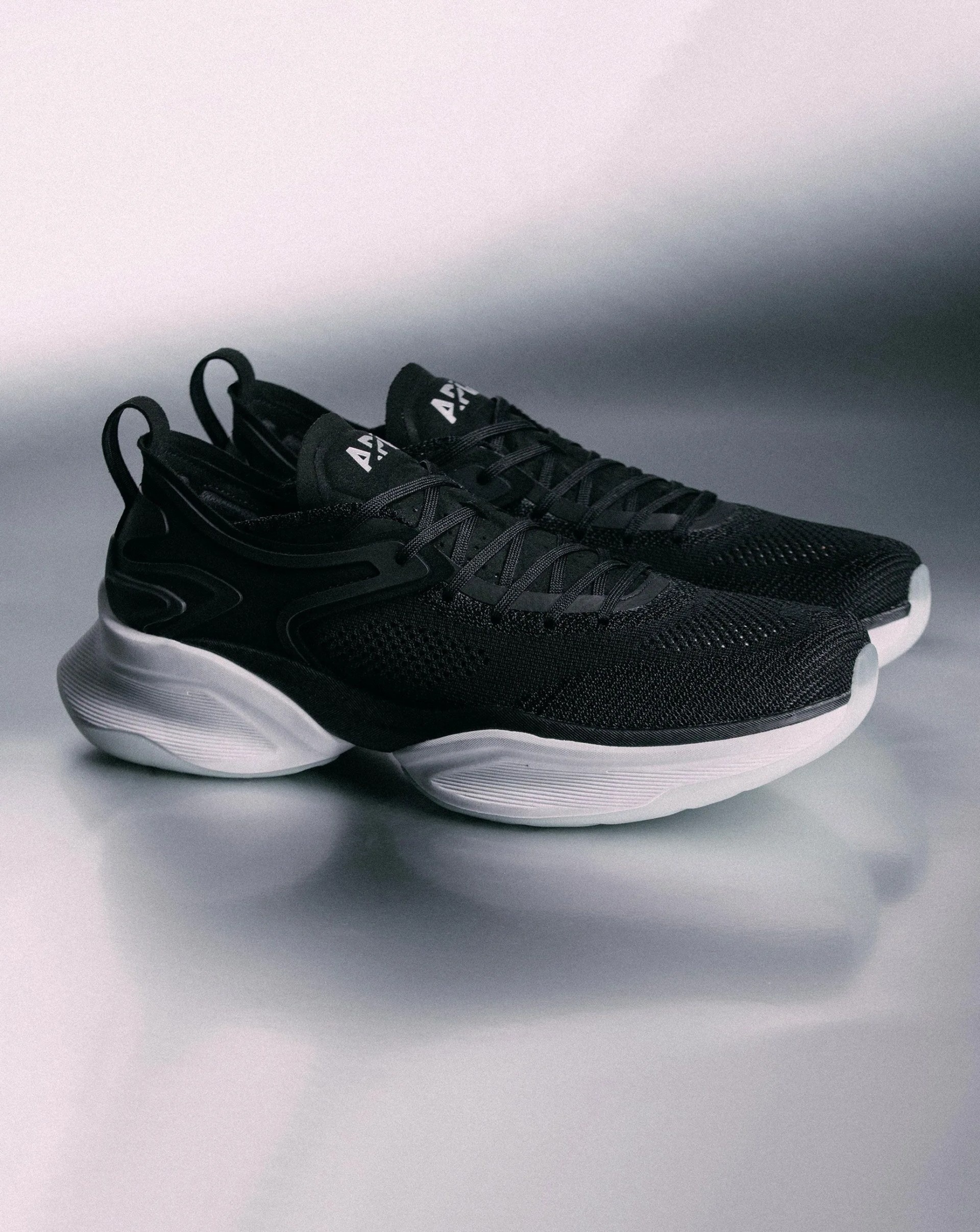 apl new mclaren hyspeed shoe