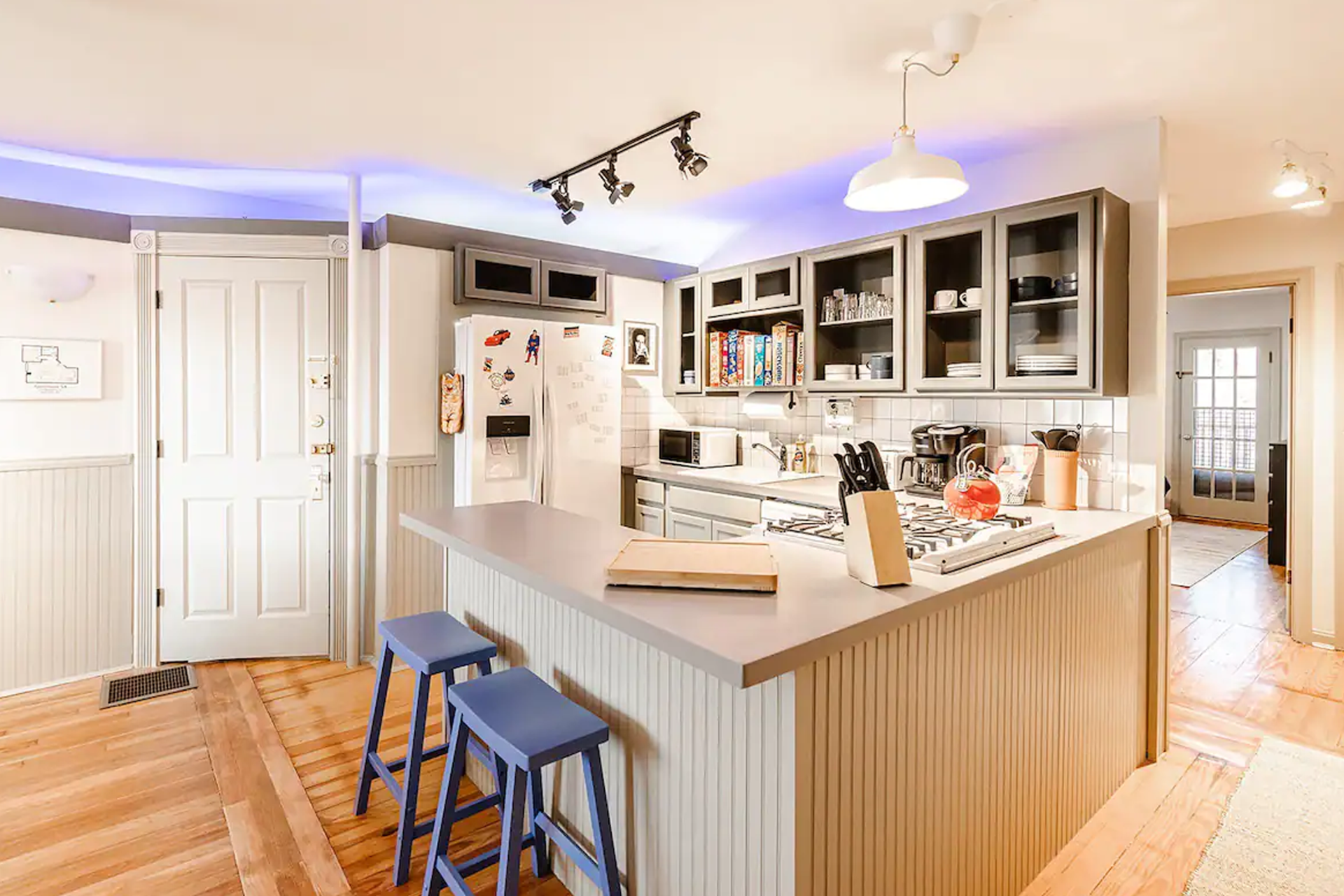 a kitchen set up similar to the tv show seinfeld