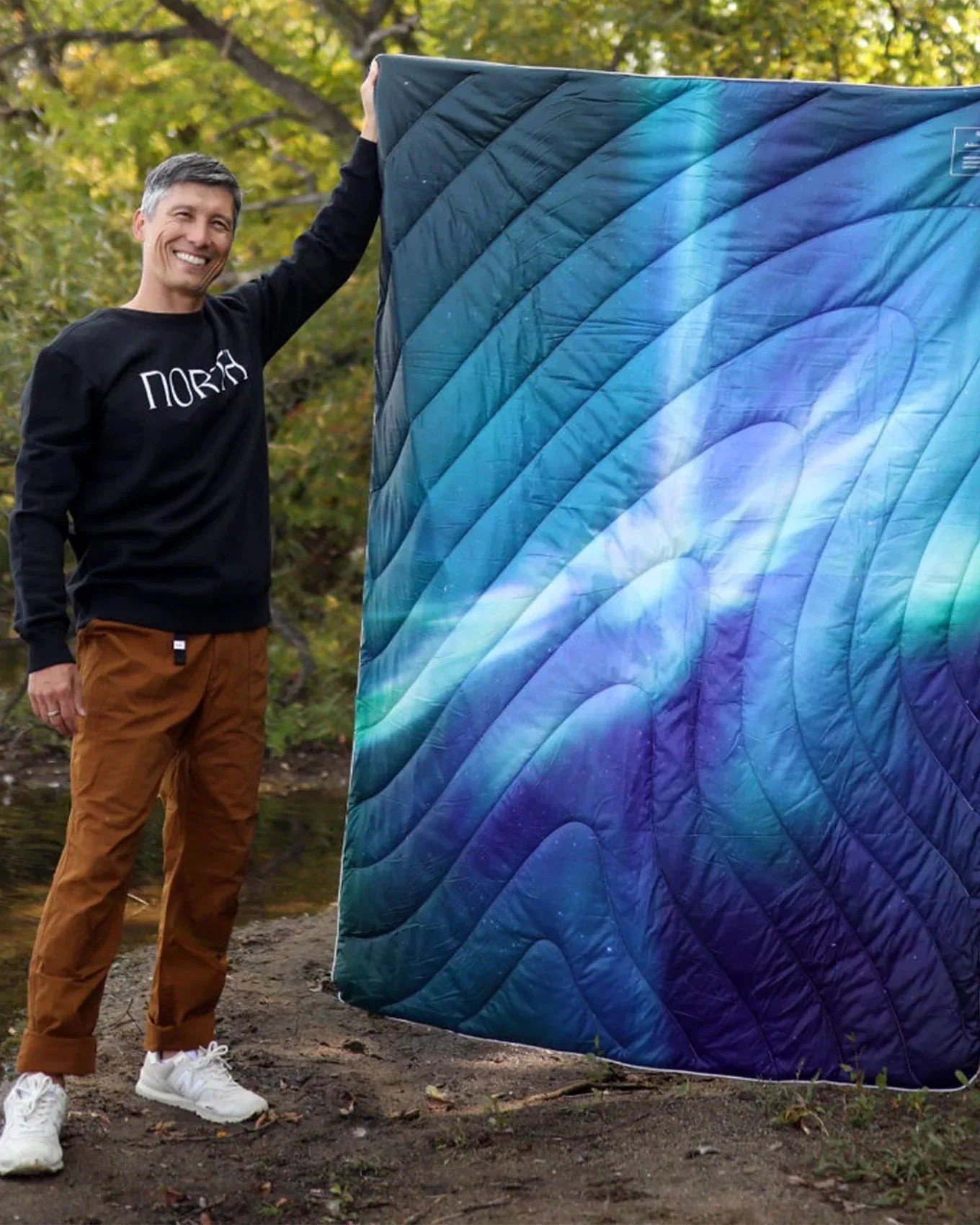 askov finlayson northern lights puffy blanket
